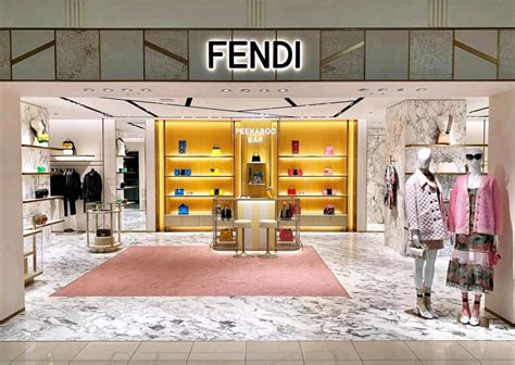 fendi 問い合わせ|Client Services .